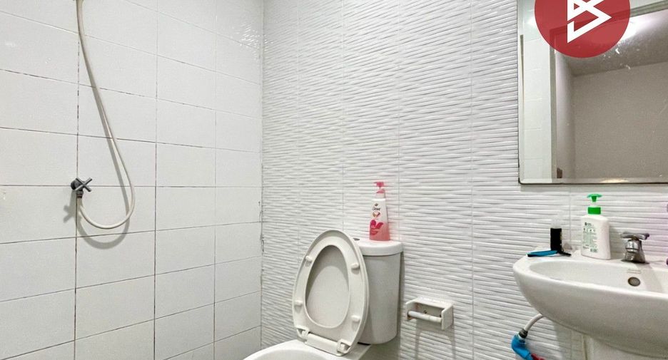 For sale 3 bedrooms townhouse in Phra Samut Chedi, Samut Prakan