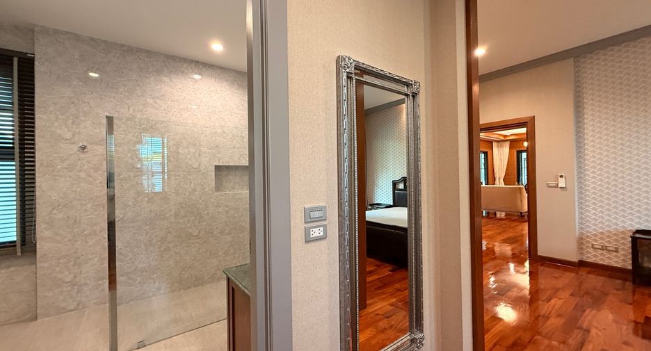 For rent and for sale 5 bedrooms house in San Kamphaeng, Chiang Mai