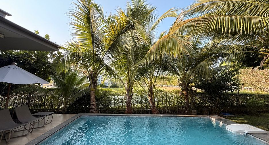 For rent and for sale 5 bedrooms house in San Kamphaeng, Chiang Mai