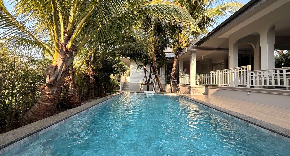 For rent and for sale 5 bedrooms house in San Kamphaeng, Chiang Mai