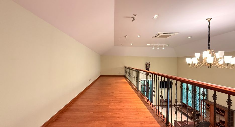 For rent and for sale 5 bedrooms house in San Kamphaeng, Chiang Mai