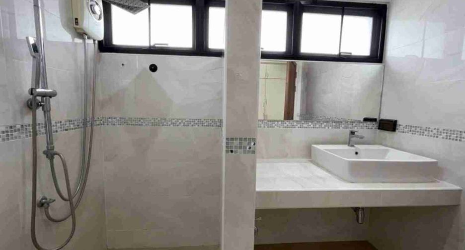 Casa en venta de 5 habitaciones en Mueang Nonthaburi, Nonthaburi