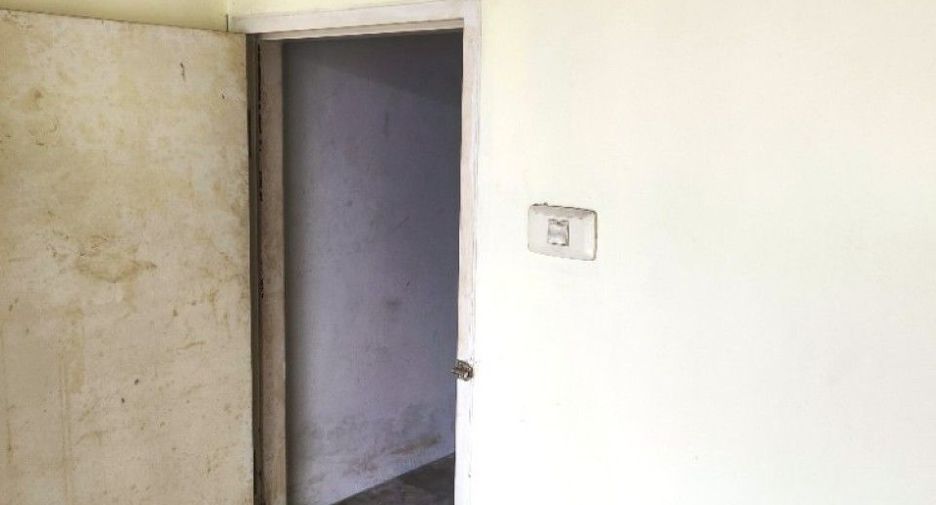 For sale studio townhouse in Lam Luk Ka, Pathum Thani