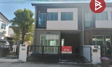 Casa adosada en venta de 3 habitaciones en Phra Samut Chedi, Samut Prakan