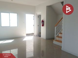 Casa adosada en venta de 3 habitaciones en Phra Samut Chedi, Samut Prakan