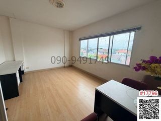 For rent 3 bedrooms townhouse in Bang Khen, Bangkok