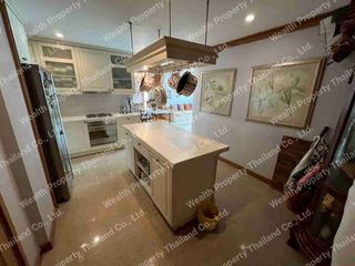 For sale 7 bedrooms condo in Pathum Wan, Bangkok