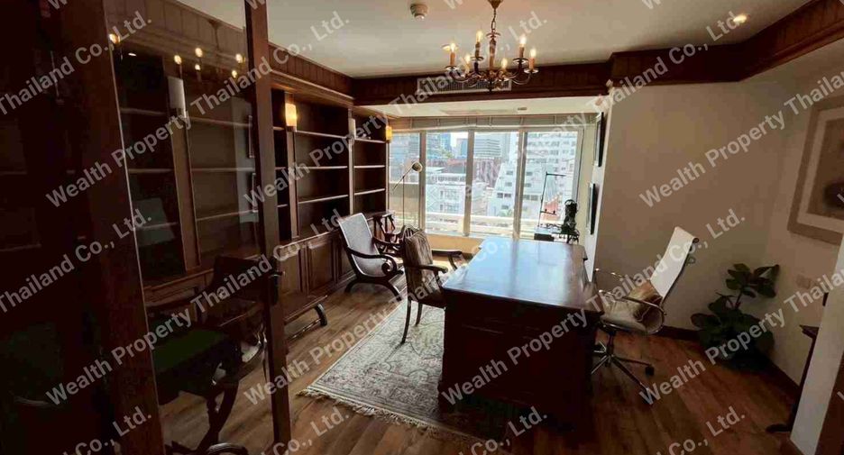 For sale 7 bedrooms condo in Pathum Wan, Bangkok