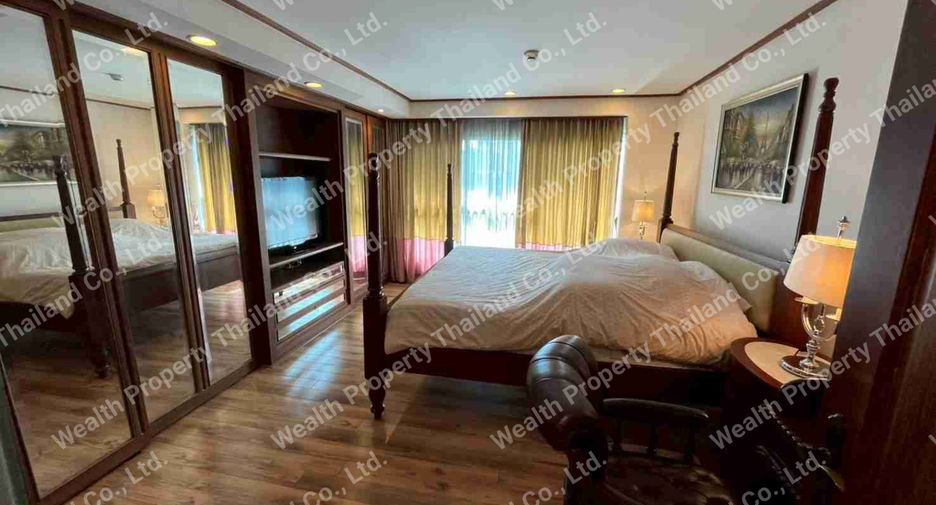 For sale 7 bedrooms condo in Pathum Wan, Bangkok