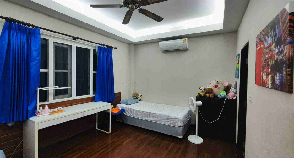 For rent 4 bedrooms house in Mueang Chiang Mai, Chiang Mai