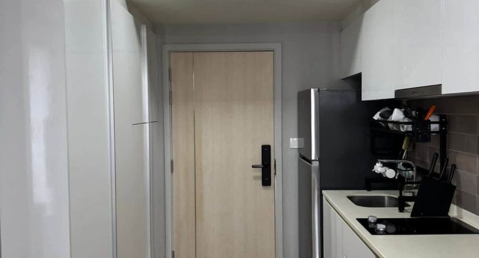 For rent 1 bed condo in Huai Khwang, Bangkok