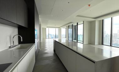 For sale 3 bedrooms condo in Sathon, Bangkok