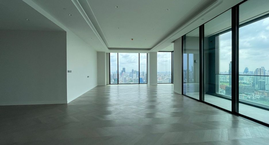 For sale 3 bedrooms condo in Sathon, Bangkok