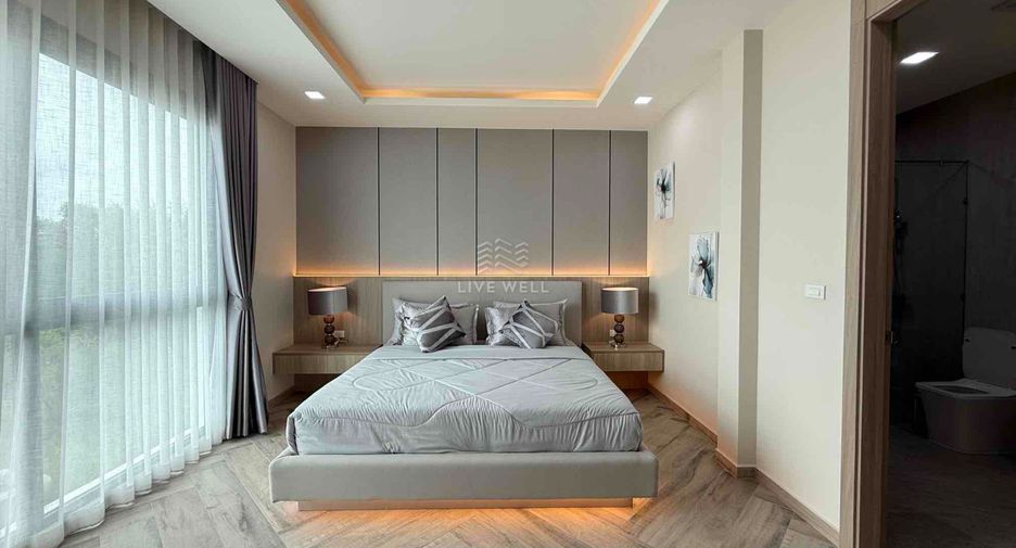 For sale 5 bedrooms house in Bang Lamung, Chonburi