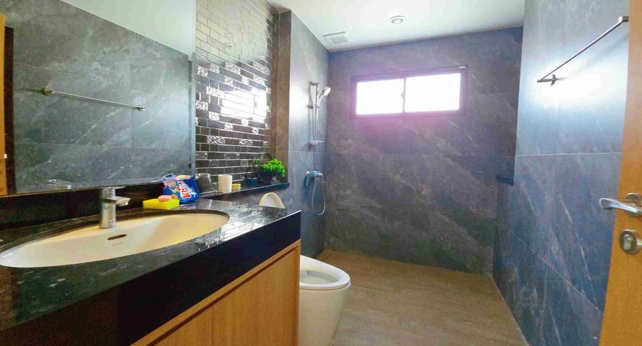Villa zur Miete und zum Kauf mit 3 Zimmer in Huay Yai, Pattaya