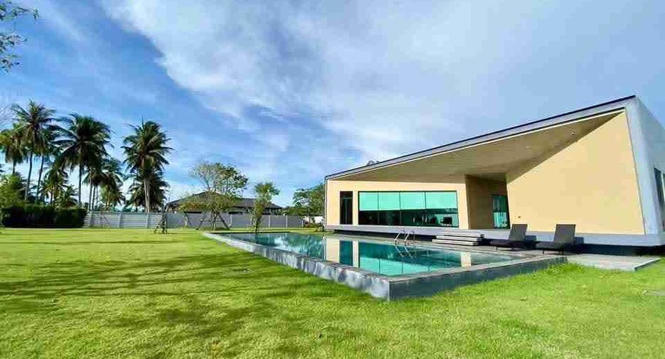 Villa zur Miete und zum Kauf mit 3 Zimmer in Huay Yai, Pattaya