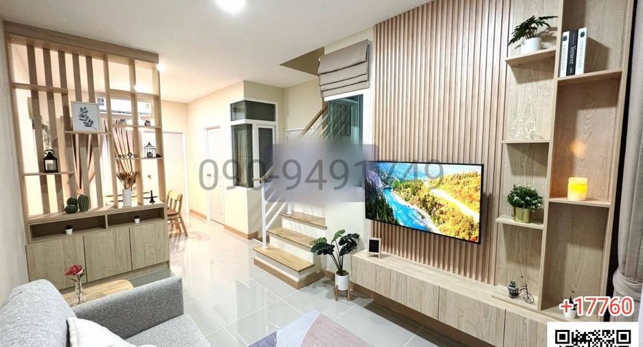 Casa adosada en alquiler de 2 habitaciones en Mueang Samut Prakan, Samut Prakan