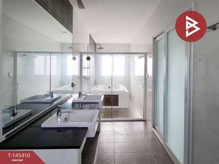 For sale 3 bedrooms house in Mueang Nakhon Pathom, Nakhon Pathom