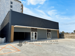 For rent warehouse in Wang Thonglang, Bangkok