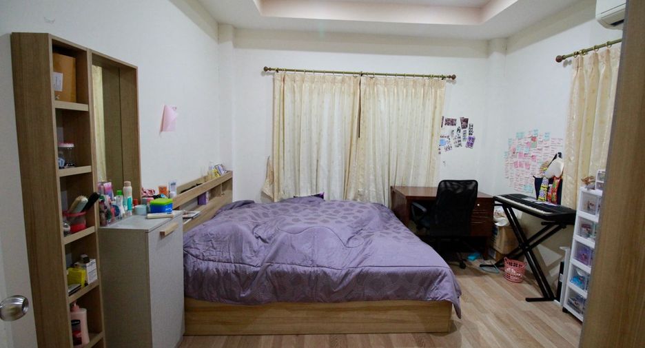 出售 3 卧室 独立屋 在 Nikhom Phatthana, Rayong
