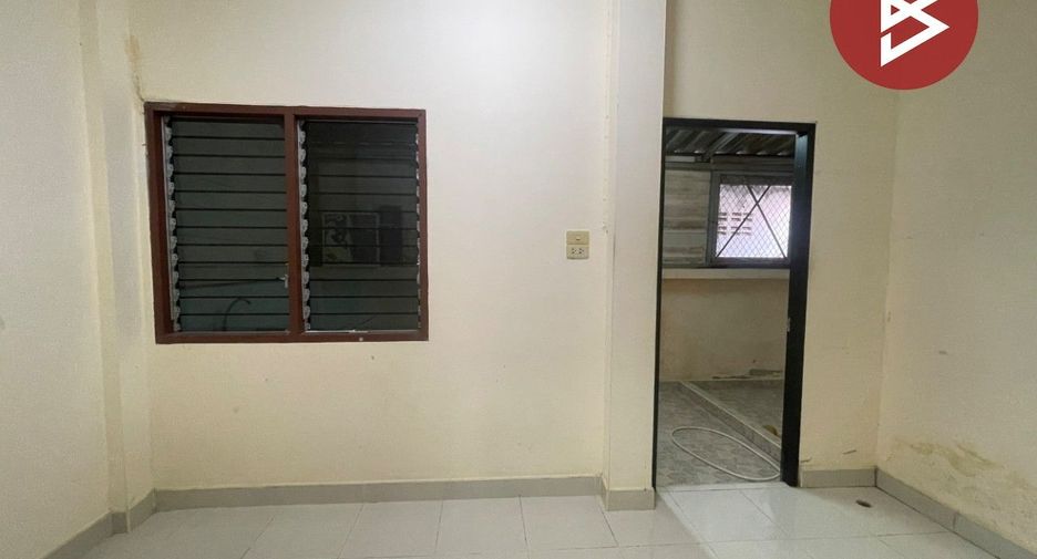 Casa adosada en venta de 2 habitaciones en Phan Thong, Chonburi