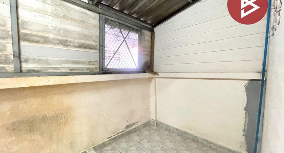 Casa adosada en venta de 2 habitaciones en Phan Thong, Chonburi
