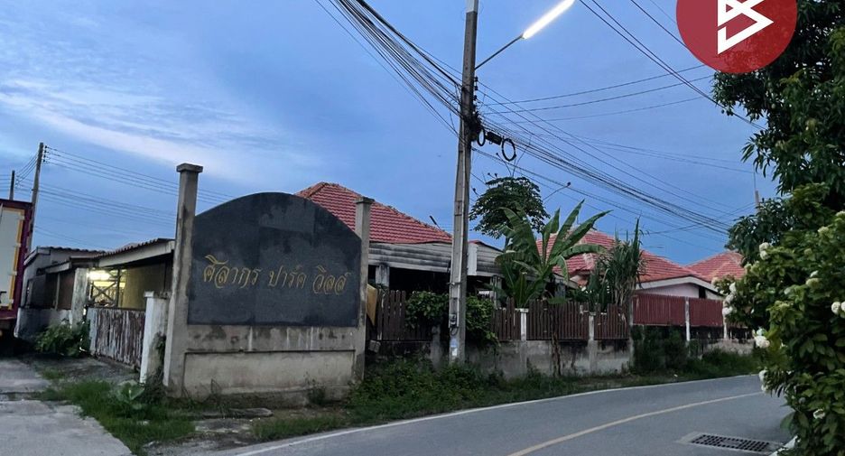 Casa adosada en venta de 2 habitaciones en Phan Thong, Chonburi