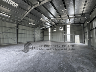 For rent warehouse in Wang Thonglang, Bangkok