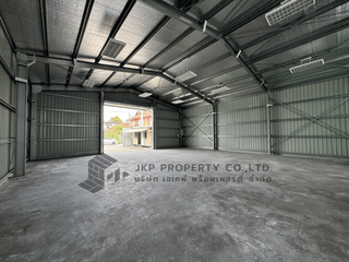 For rent warehouse in Wang Thonglang, Bangkok