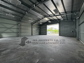 For rent warehouse in Wang Thonglang, Bangkok