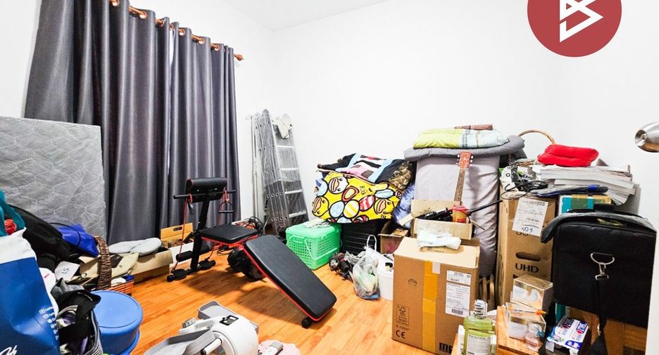 For sale 3 bedrooms house in Mueang Samut Prakan, Samut Prakan