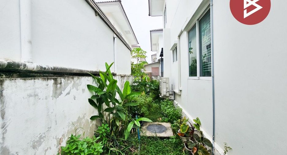 For sale 3 bedrooms house in Mueang Samut Prakan, Samut Prakan