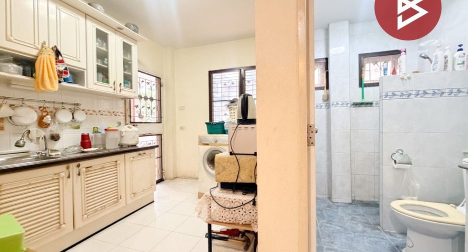 For sale 3 bedrooms house in Mueang Chon Buri, Chonburi