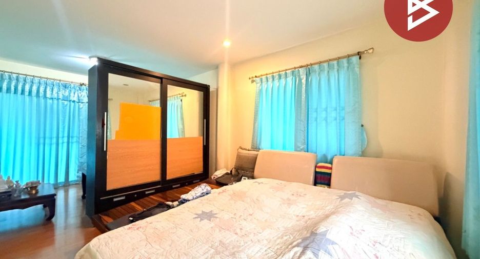 For sale 3 bedrooms house in Mueang Chon Buri, Chonburi