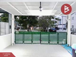 For rent and for sale 4 bedrooms townhouse in Phra Pradaeng, Samut Prakan
