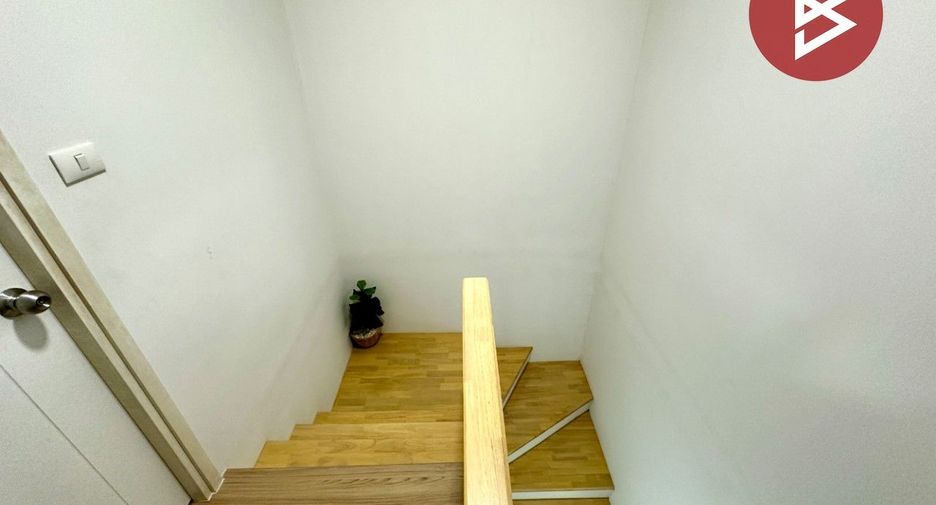 For sale 3 ベッドルーム townhouse in Bang Phli, Samut Prakan