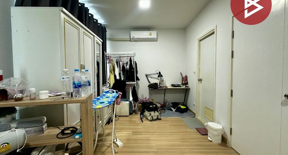 For sale 3 ベッドルーム townhouse in Bang Phli, Samut Prakan