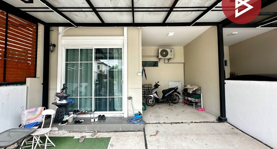 For sale 3 ベッドルーム townhouse in Bang Phli, Samut Prakan