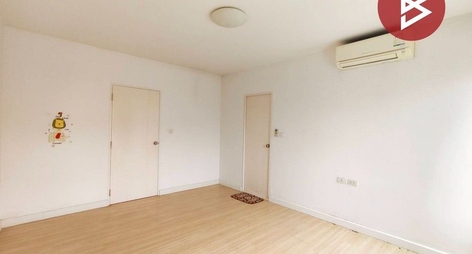 À vendre 2 chambres maison de ville à Bang Khun Thian, Bangkok