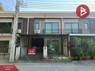 Casa adosada en venta de 3 habitaciones en Prawet, Bangkok