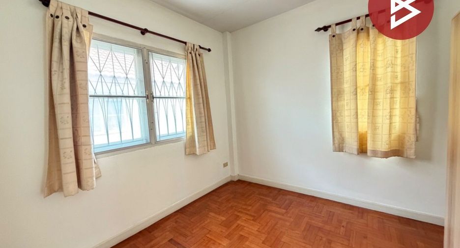À vendre 3 chambres maison à Bang Bua Thong, Nonthaburi