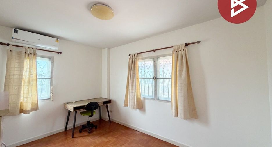 À vendre 3 chambres maison à Bang Bua Thong, Nonthaburi