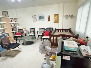 Casa adosada en venta de 3 habitaciones en Bueng Kum, Bangkok