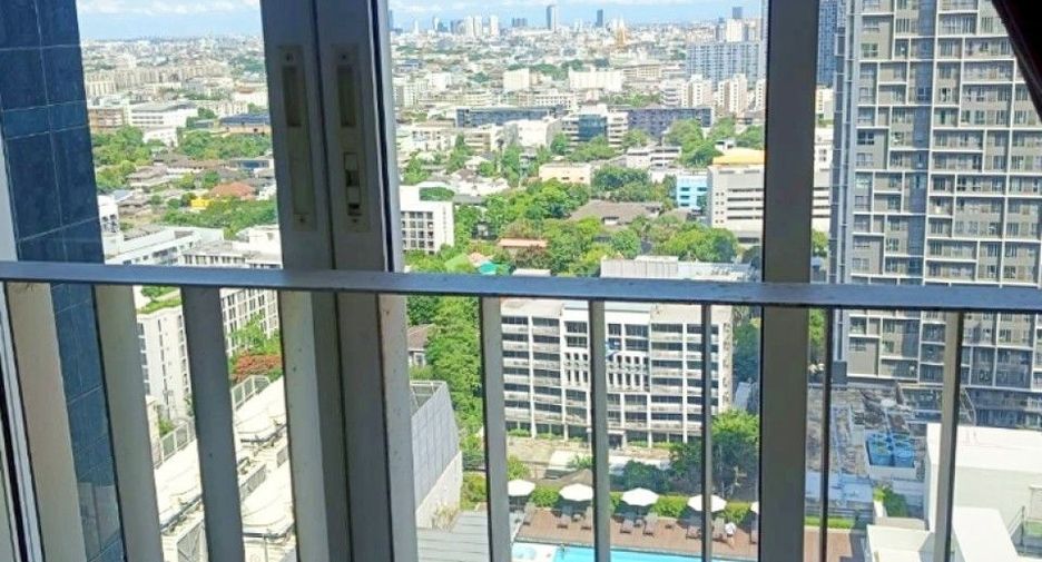 À vendre 1 chambre condo à Phra Khanong, Bangkok