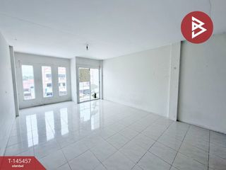 For sale 3 ベッドルーム retail Space in Phan Thong, Chonburi