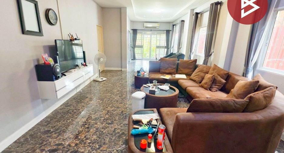 For sale 3 ベッドルーム house in Mueang Samut Sakhon, Samut Sakhon
