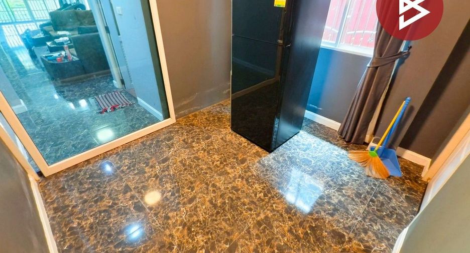 For sale 3 ベッドルーム house in Mueang Samut Sakhon, Samut Sakhon