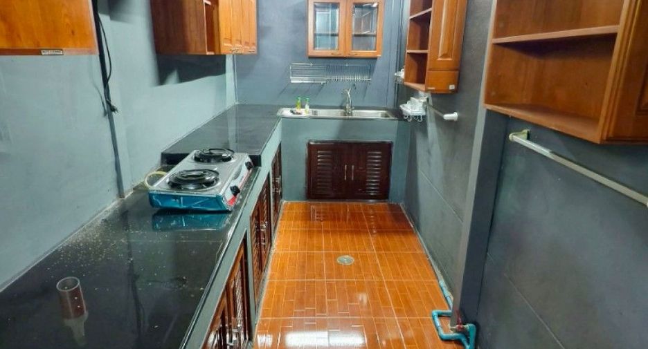 For sale 3 ベッドルーム house in Mueang Samut Sakhon, Samut Sakhon