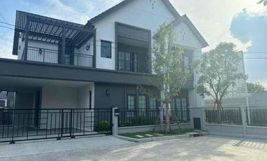 Haus zur Miete mit 4 Zimmer in Bang Phli, Samut Prakan
