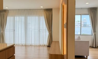 À vendre 2 chambres condo à Bang Na, Bangkok